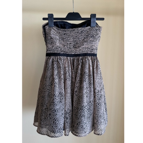 GUESS Dress - Picture 2 of 3